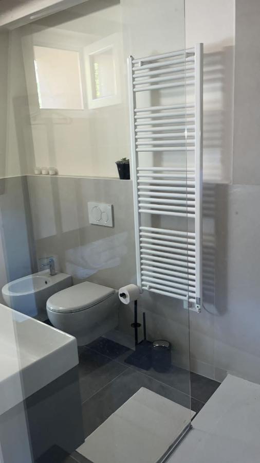 La Casa Incartata Apartment Тосколано Мадерно Екстериор снимка