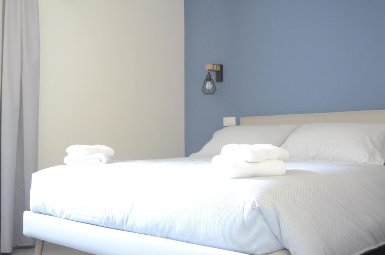 La Casa Incartata Apartment Тосколано Мадерно Екстериор снимка