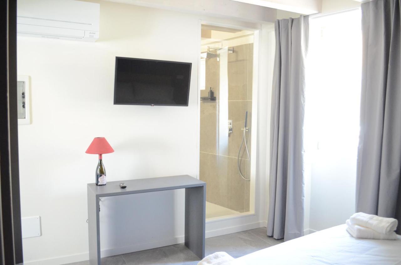 La Casa Incartata Apartment Тосколано Мадерно Екстериор снимка